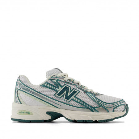 740 "White / Marsh-Green"